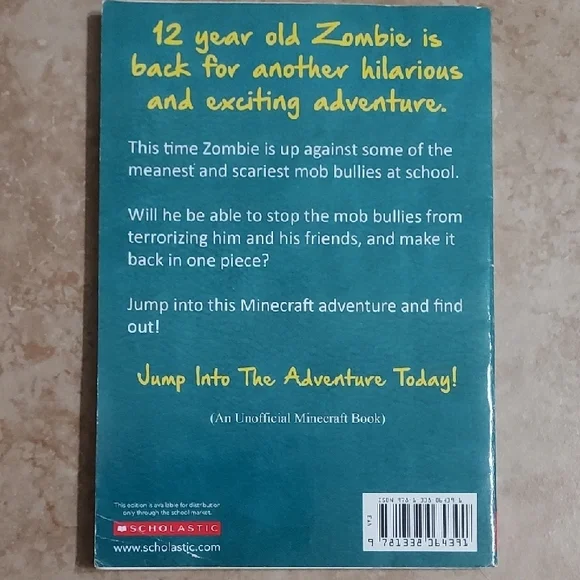 Diary of a Minecraft Zombie Book Set - Picture 6 of 15